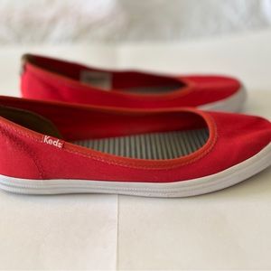 Keds Bryn Canvas Slip-Ons in Red - Size 8